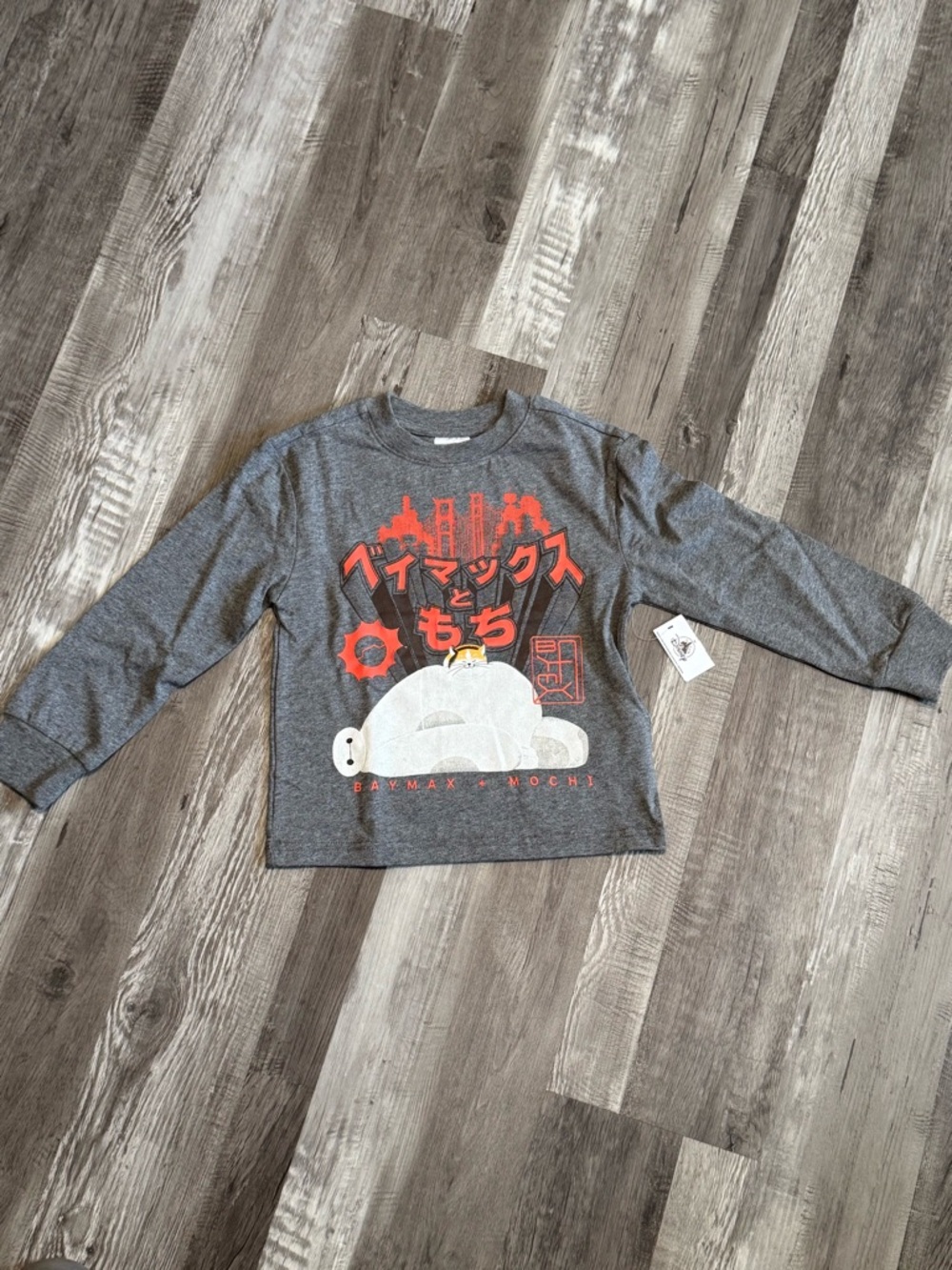 Disney Big Hero 6 Baymax and Mochi long-sleeve t-shirt (size 4)